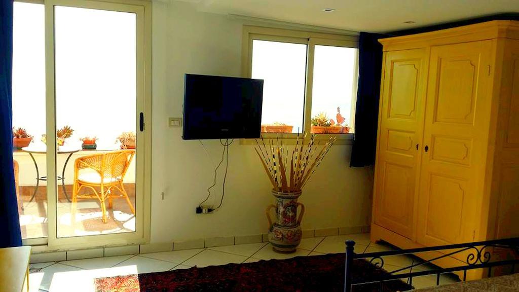 Bed & Breakfast Casa Sul Mare 3*